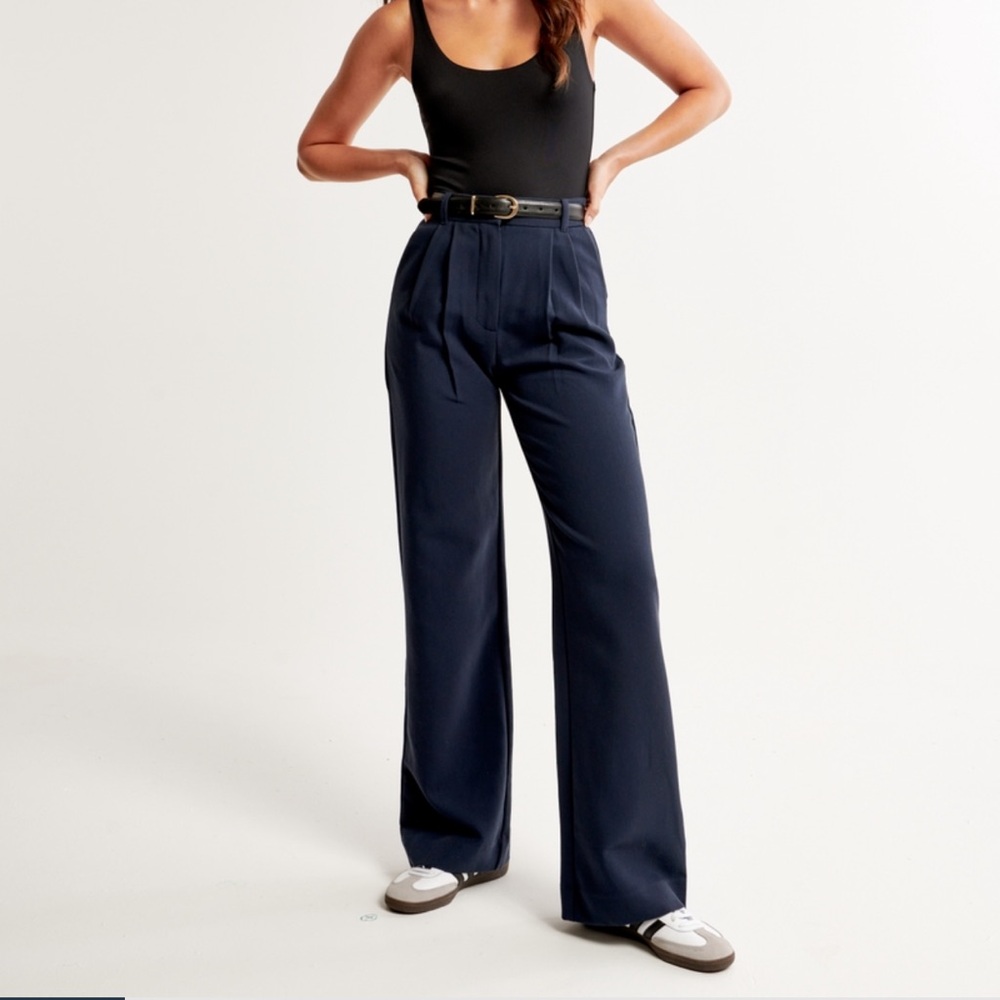 A&F Sloane Tailored Wide Leg Pants Navy